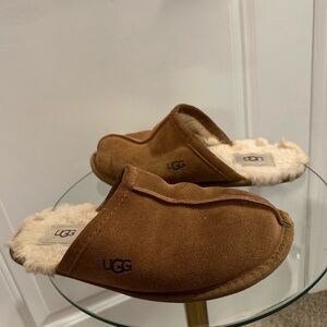 UGG Pearle Scuff Sheepskin Suede Slippers in Chestnut Brown